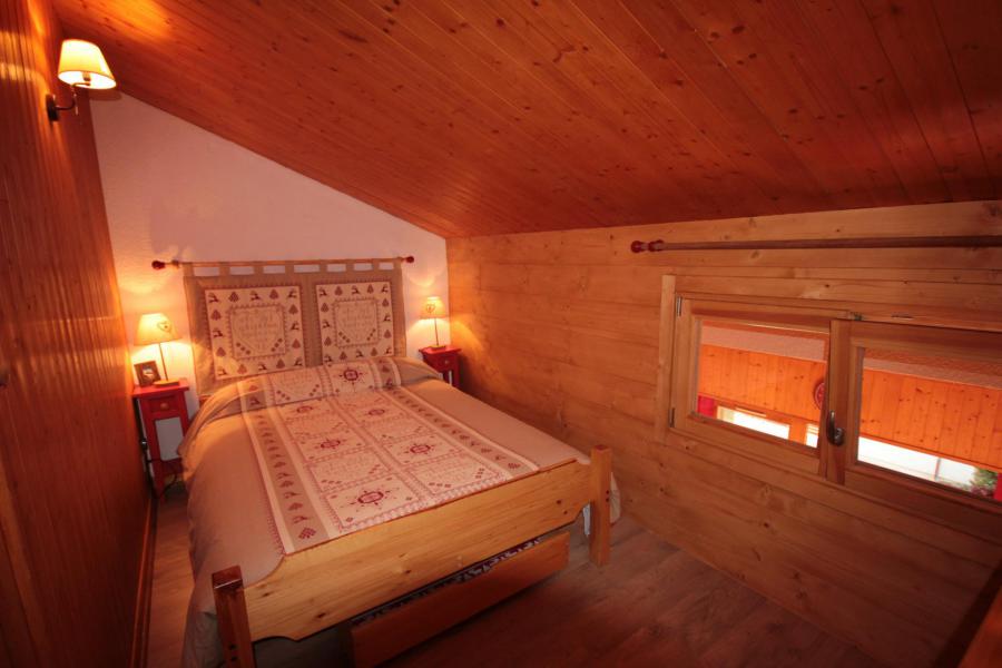 Holiday in mountain resort 2 room mezzanine apartment 6 people (155) - Résidence Mont Blanc A - Les Saisies - Bedroom