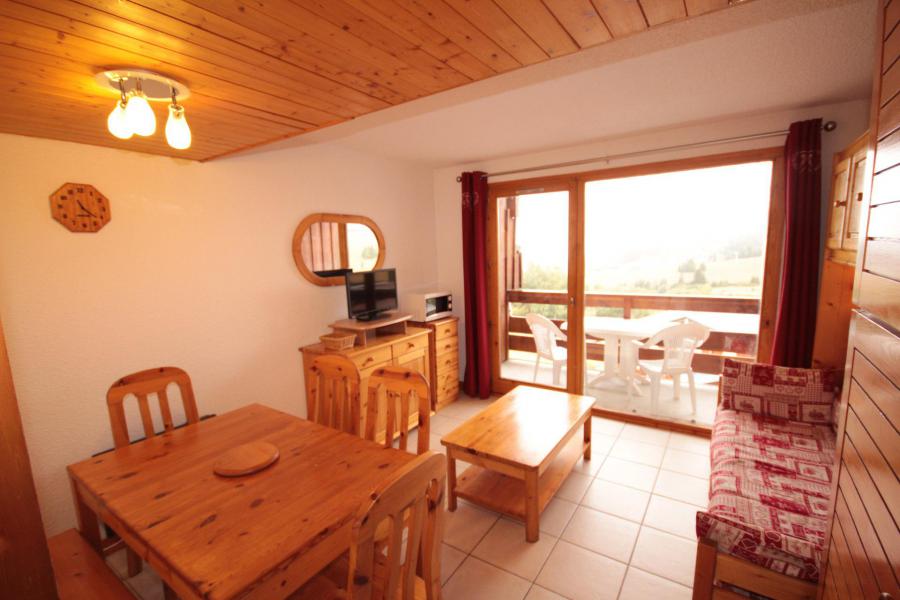 Vacances en montagne Appartement 2 pièces 6 personnes (122) - Résidence Mont Blanc A - Les Saisies - Coin repas