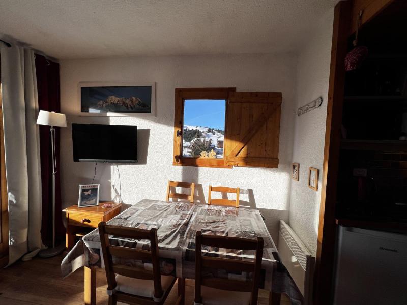 Vacances en montagne Studio coin montagne 4 personnes (112) - Résidence Mont Blanc A - Les Saisies - Séjour