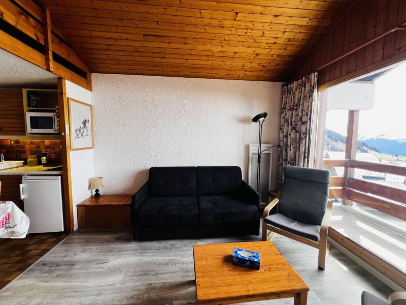 Holiday in mountain resort 2 room mezzanine apartment 6 people (221) - Résidence Mont Blanc B - Les Saisies