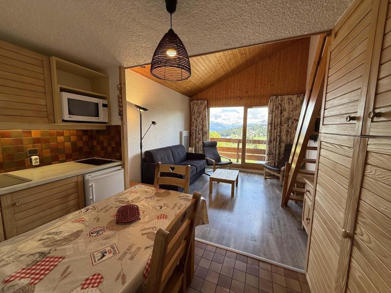 Vacaciones en montaña Apartamento 2 piezas mezzanine para 6 personas (221) - Résidence Mont Blanc B - Les Saisies - 