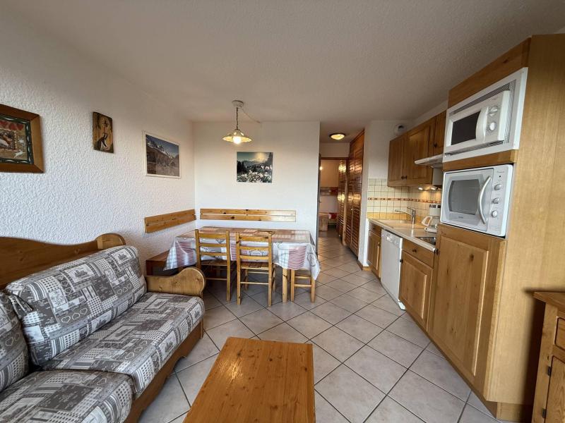 Vacaciones en montaña Apartamento 2 piezas cabina para 6 personas (220) - Résidence Mont Blanc B - Les Saisies - Estancia