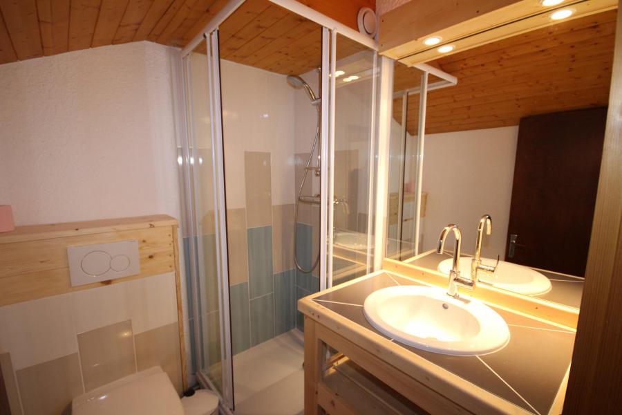 Vacanze in montagna Studio per 2 persone (223) - Résidence Mont Blanc B - Les Saisies - Bagno con doccia