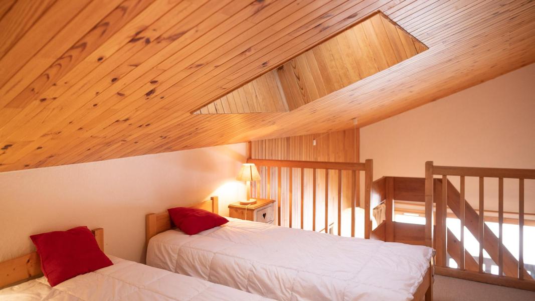 Vakantie in de bergen Appartement 3 kamers mezzanine 7 personen (029) - Résidence Nantchu - Méribel-Mottaret
