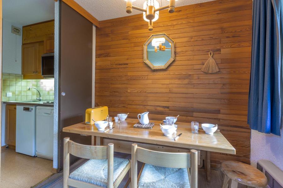 Vacaciones en montaña Apartamento 2 piezas para 4 personas (007) - Résidence Nantchu - Méribel-Mottaret - Estancia