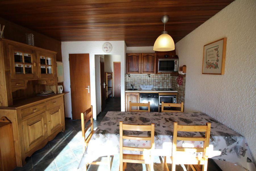 Vacaciones en montaña Apartamento cabina 2 piezas para 8 personas (202) - Résidence Nigritelles A - Auris en Oisans - Comedor