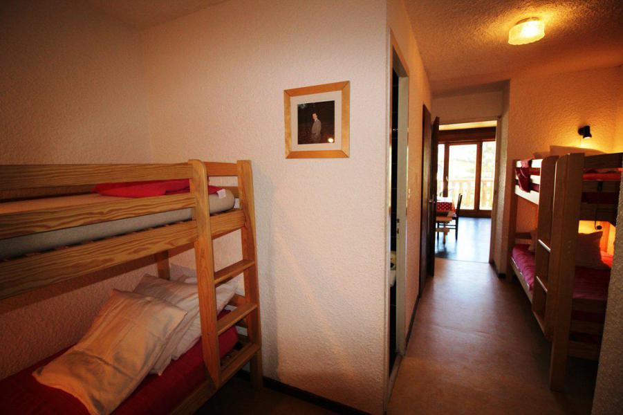 Holiday in mountain resort 2 room apartment 8 people (001) - Résidence Nigritelles B - Auris en Oisans - Bunk beds