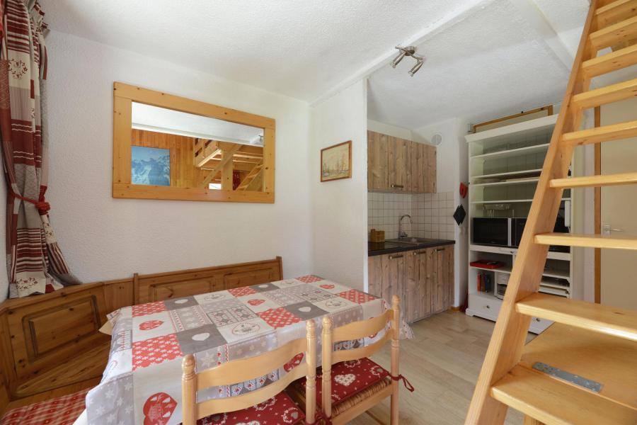 Vakantie in de bergen Appartement 2 kamers 5 personen (520) - Résidence Onyx - La Plagne - Woonkamer