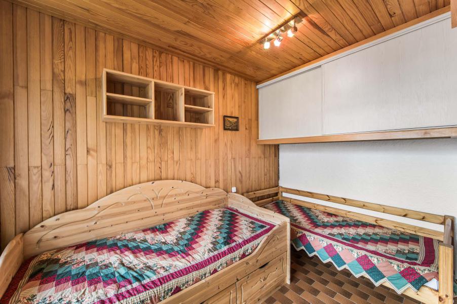 Holiday in mountain resort Studio cabin 4 people (408) - Résidence Ourse Bleue - Courchevel - Bedroom