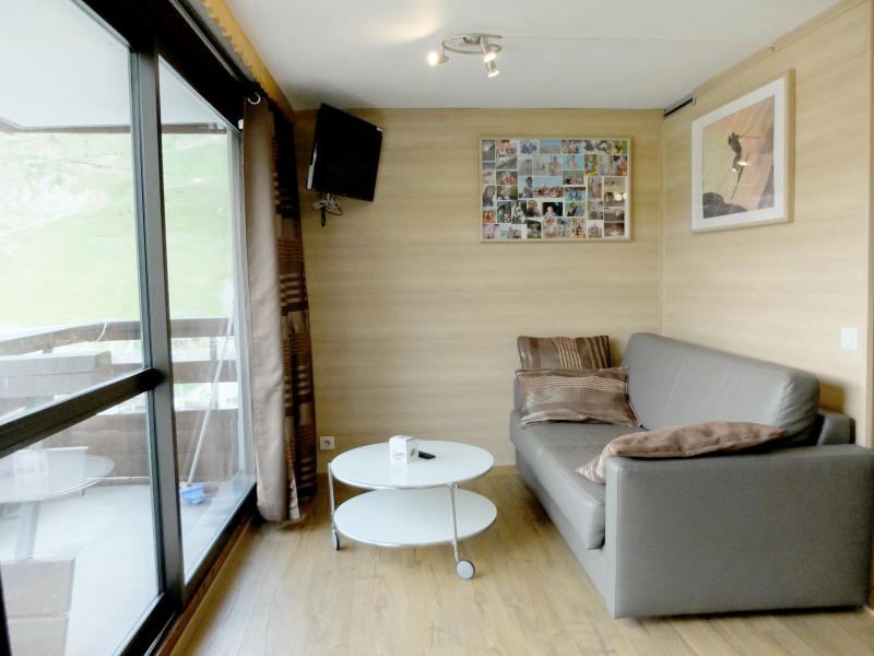 Holiday in mountain resort Studio sleeping corner 4 people (0409) - Résidence Palafour - Tignes - Living room