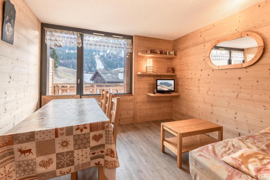 Urlaub in den Bergen 4 Zimmer Maisonettewohnung für 6 Personen (520) - Résidence Parnasse 1 - La Clusaz - Wohnzimmer