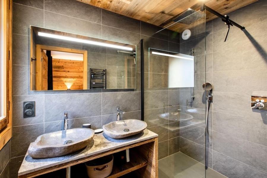 Holiday in mountain resort 6 room apartment 14 people - Résidence Pearl - Les Gets - Shower room