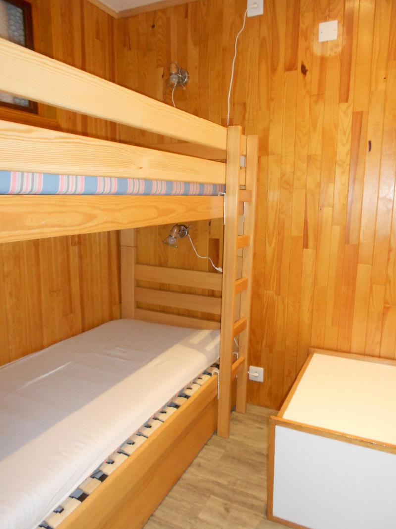 Holiday in mountain resort 2 room apartment sleeping corner 6 people (0103) - Résidence Phénix Pégase - Le Corbier - Cabin