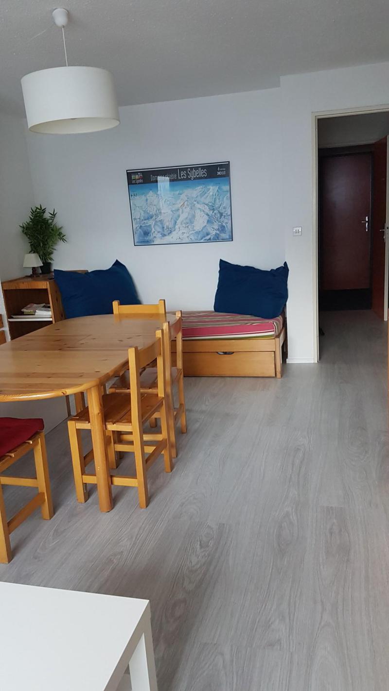 Wakacje w górach Apartament 3 pokojowy 8 osób (1006) - Résidence Phénix Pégase - Le Corbier - Pokój gościnny