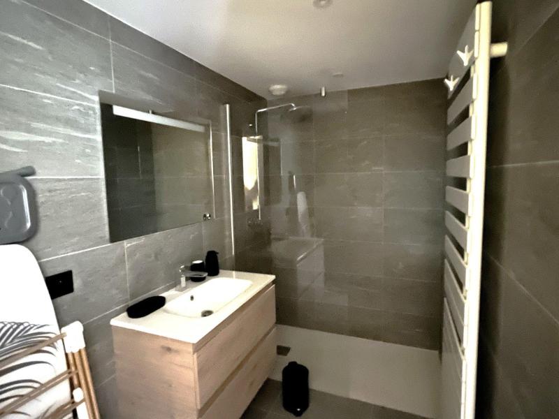 Vacances en montagne Appartement 2 pièces cabine 4 personnes (C16) - Résidence Phoenix C - Alpe d'Huez - Salle de douche