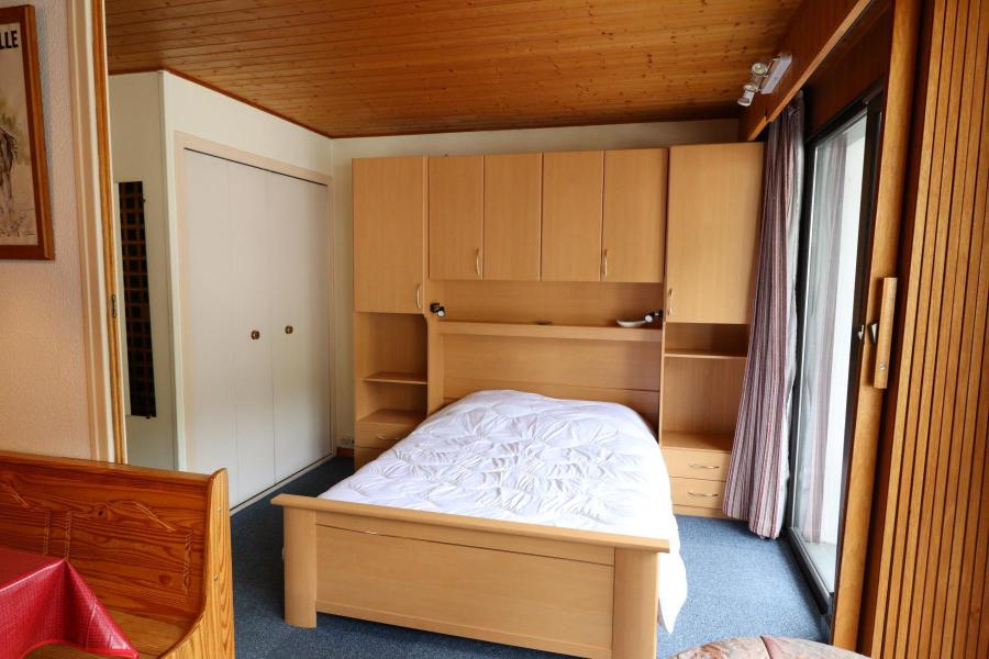 Holiday in mountain resort Studio sleeping corner 4 people (14) - Résidence Pied de l'Adroit - Les Gets - Bedroom