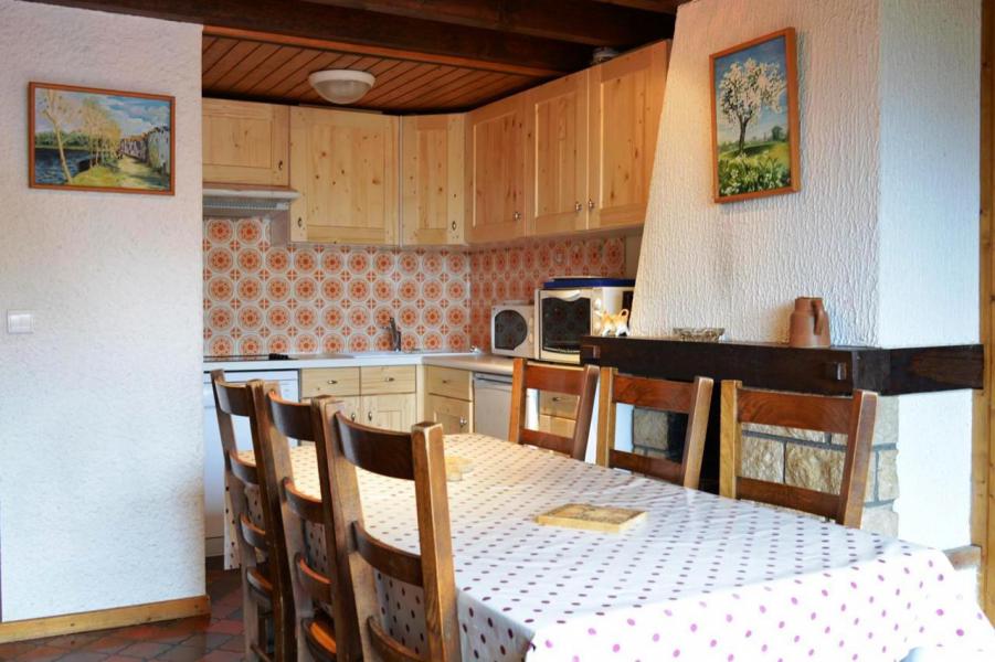 Urlaub in den Bergen Wohnung 2 Mezzanine Zimmer 7 Leute (2F) - Résidence Piste Rouge A - Le Grand Bornand - Wohnzimmer