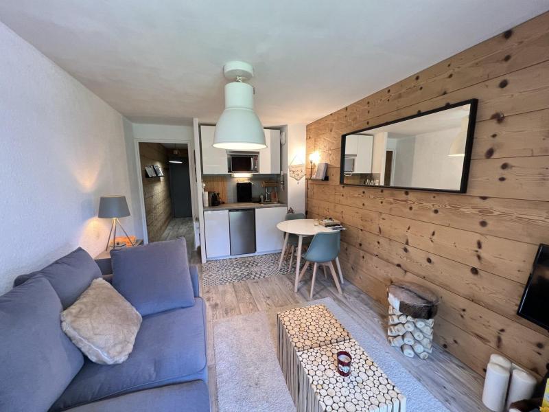 Holiday in mountain resort Studio sleeping corner 4 people (04) - Résidence Plaine Alpe 2 - Serre Chevalier - Living room