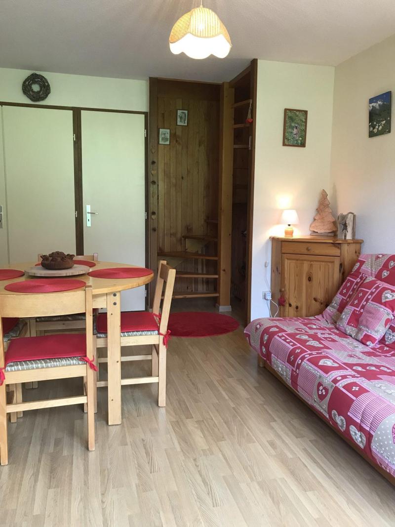 Vakantie in de bergen Appartement 3 kamers 6 personen (405) - Résidence Plaisances - Montalbert