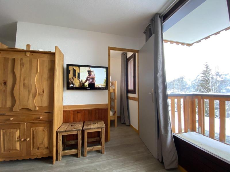 Vacaciones en montaña Apartamento cabina para 4 personas (009) - Résidence Plaisances - Montalbert - Estancia