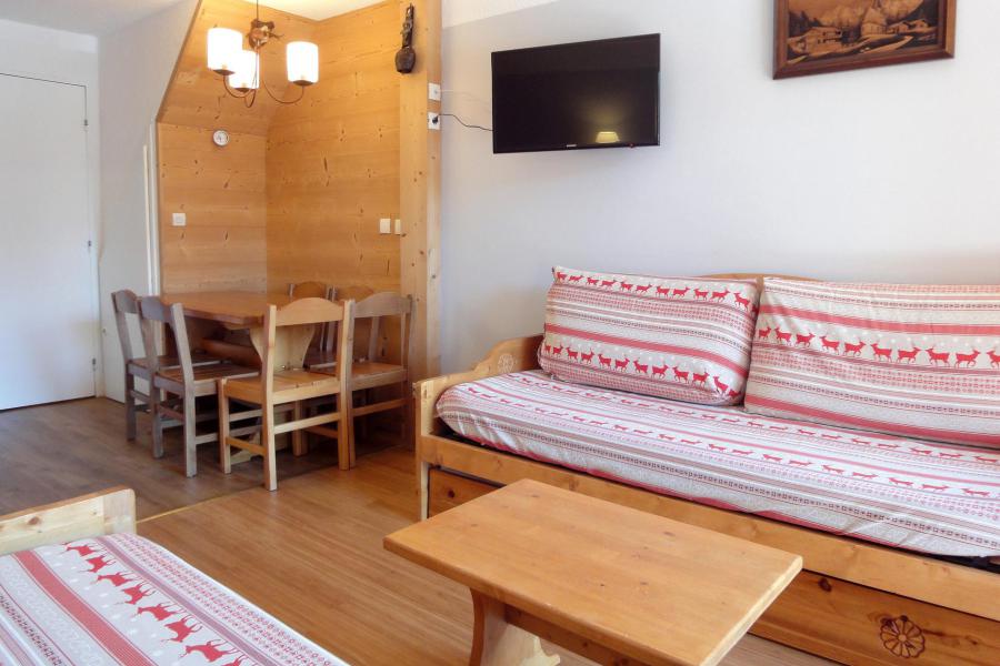 Vacaciones en montaña Apartamento dúplex 3 piezas 6 personas (410) - Résidence Plan du Lac - Méribel-Mottaret - Estancia