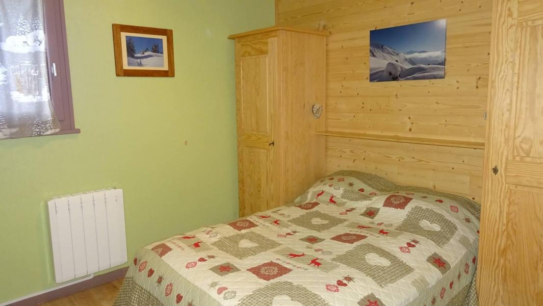 Holiday in mountain resort 2 room apartment cabin 6 people - Résidence Plein Soleil - Les Gets - Accommodation