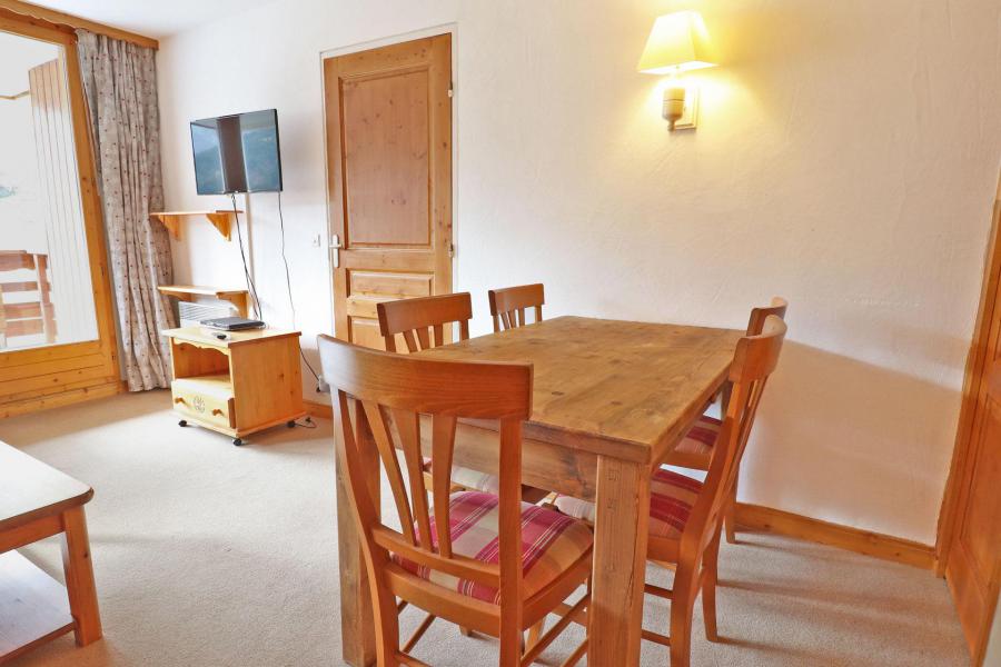 Urlaub in den Bergen 2-Zimmer-Appartment für 5 Personen (710) - Résidence Plein Soleil - Méribel-Mottaret - Wohnzimmer