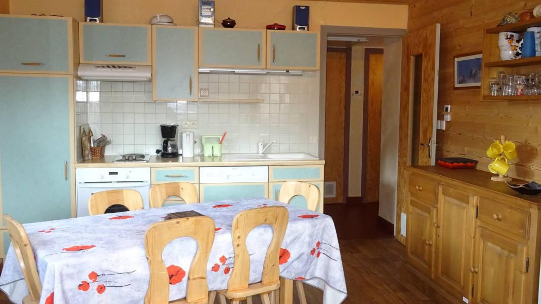 Vacaciones en montaña Apartamento 2 piezas cabina para 6 personas - Résidence Plein Soleil - Les Gets - Estancia