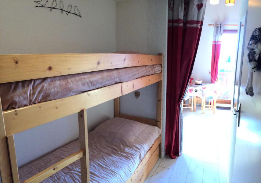 Vacaciones en montaña Estudio mezzanine para 4 personas (B62) - Résidence Plein Soleil - La Toussuire - Cabina