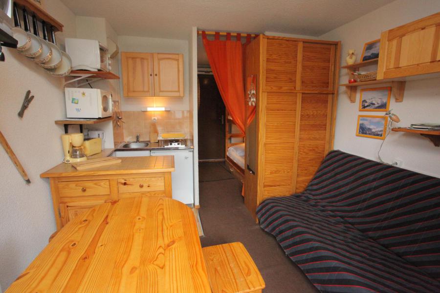 Vakantie in de bergen Studio bergnis 3 personen (C103) - Résidence Plein Soleil - La Toussuire - Woonkamer