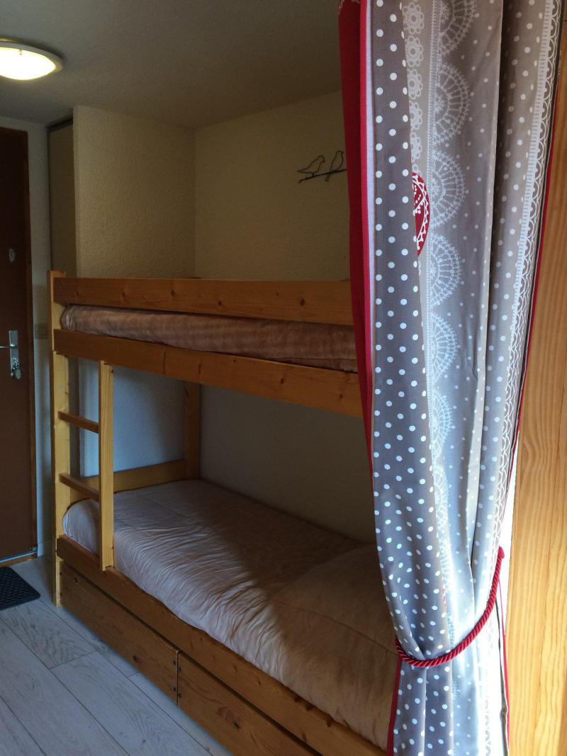 Vakantie in de bergen Studio mezzanine 4 personen (B62) - Résidence Plein Soleil - La Toussuire - Cabine