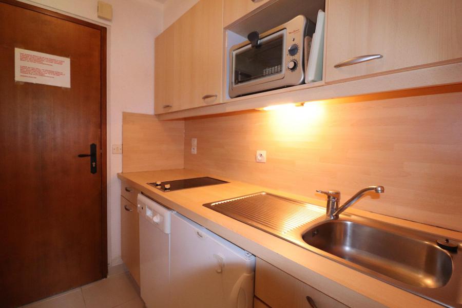 Vacanze in montagna Studio per 4 persone (701) - Résidence Plein Soleil - Méribel-Mottaret - Cucinino