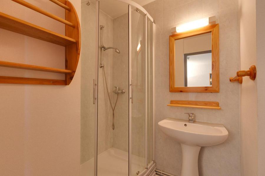 Holiday in mountain resort Studio 2 people - Résidence Plein Sud - Les 2 Alpes - Shower