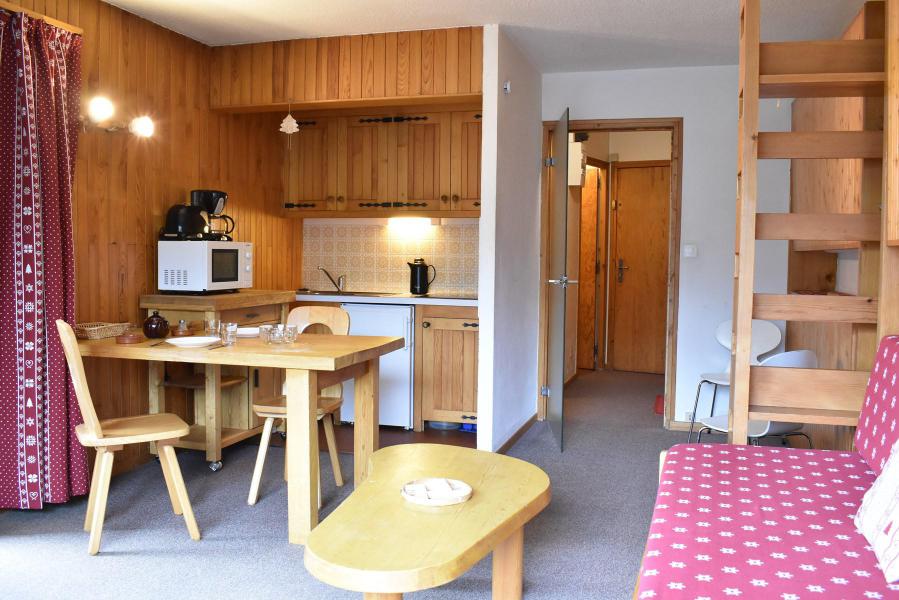 Urlaub in den Bergen 1-Zimmer-Appartment für 3 Personen (B81) - Résidence Polset - Méribel - Wohnzimmer