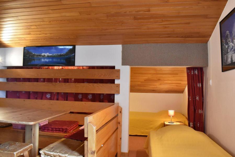 Vacances en montagne Appartement 2 pièces mezzanine 6 personnes (B32) - Résidence Polset - Méribel - Logement