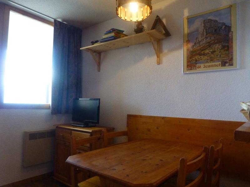 Holiday in mountain resort 2 room apartment 4 people (5244) - Résidence Praz de l'Ours B - Peisey-Vallandry - Independent room