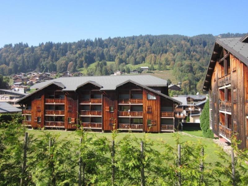 Rent in ski resort Résidence Praz du Soleil - Les Gets - Summer outside