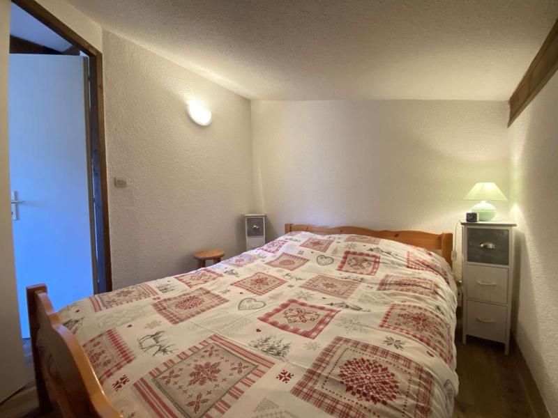 Vakantie in de bergen Appartement 2 kamers 6 personen (A16) - Résidence Praz les Pistes - Praz sur Arly - Zolderkamer