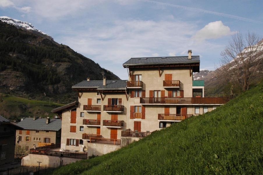 Vacances en montagne Résidence Pré Sybille - Val Cenis - Extérieur été