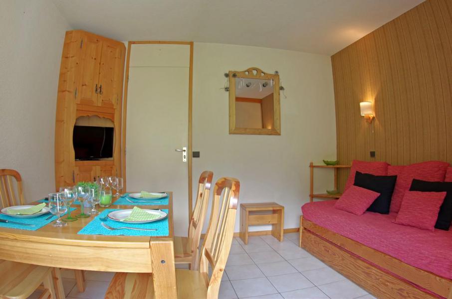 Holiday in mountain resort 2 room apartment 5 people (G397) - Résidence Riondet - Valmorel - Living room