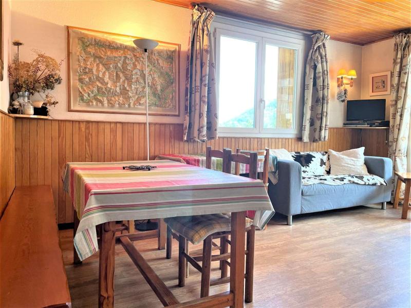 Holiday in mountain resort 3 room apartment 6 people (1000) - Résidence Roc Noir - Serre Chevalier - Living room