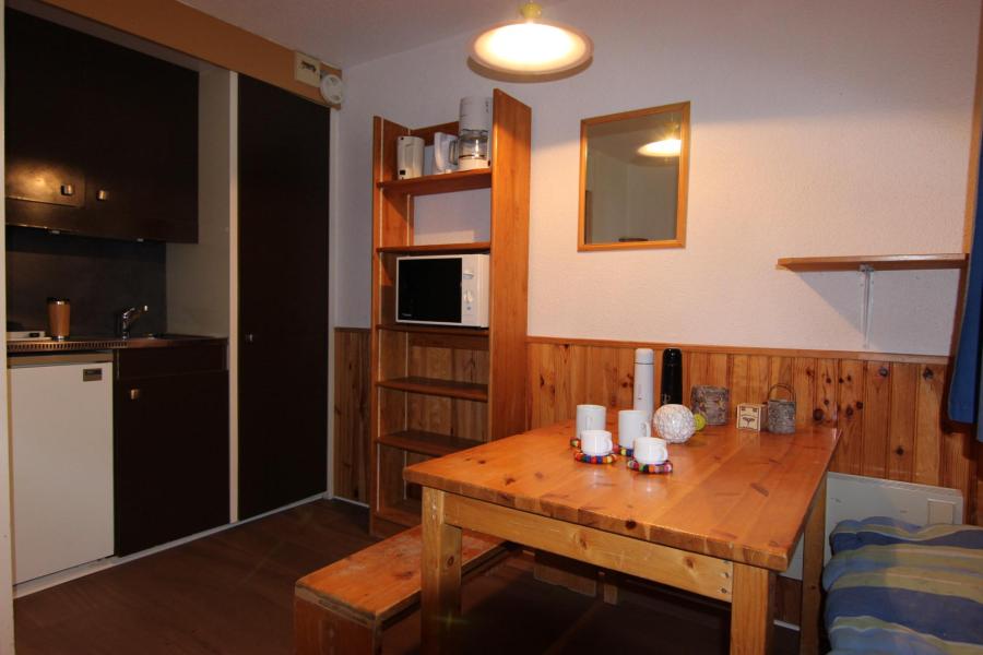 Vakantie in de bergen Studio 2 personen (145) - Résidence Roche Blanche - Val Thorens - Woonkamer