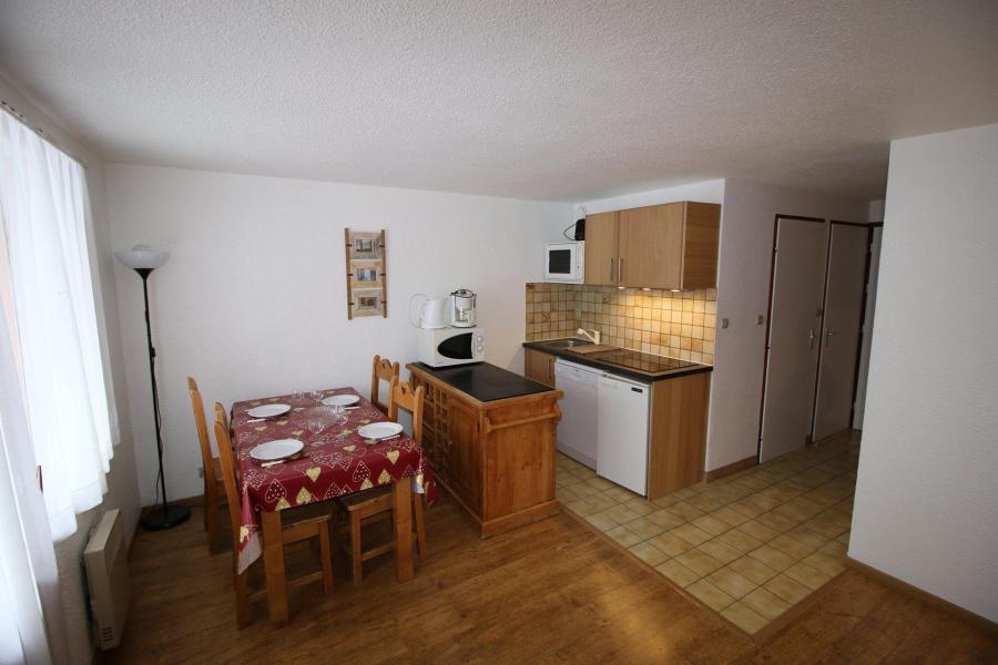 Vakantie in de bergen Studio cabine 4 personen (3) - Résidence Rochechateau - Valloire - Woonkamer