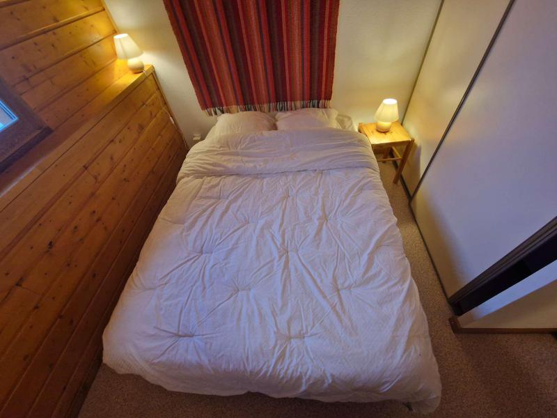 Holiday in mountain resort 6 room duplex apartment 12 people (A021) - Résidence Rochers Blancs 1 - La Joue du Loup - Double bed