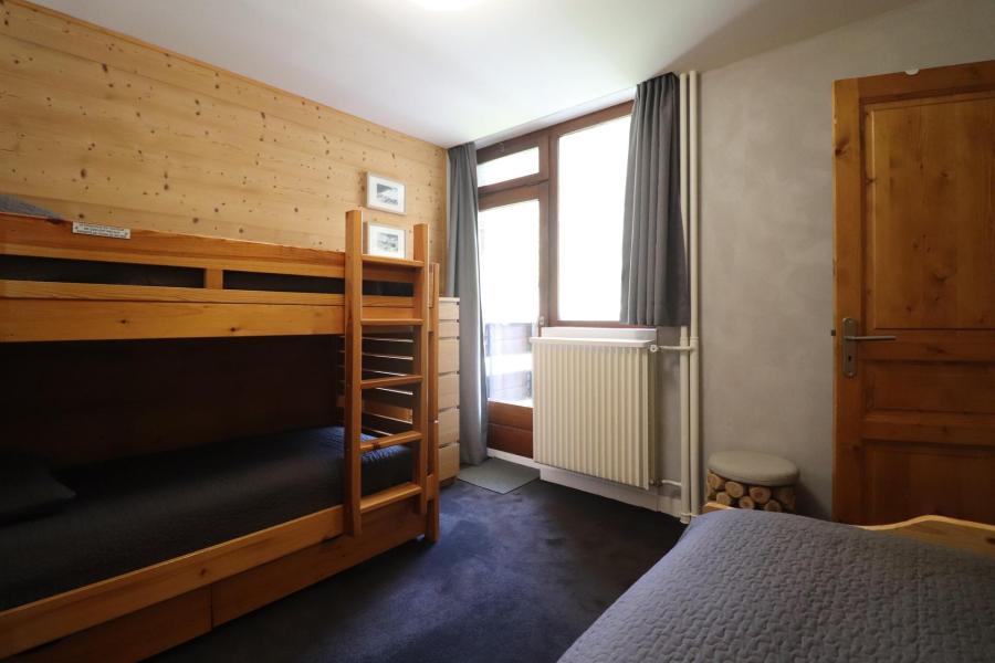 Urlaub in den Bergen 3-Zimmer-Appartment für 5 Personen (02) - Résidence Roches Rouges A - Tignes - Schlafzimmer
