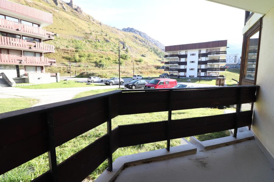 Holiday in mountain resort 3 room apartment 5 people (02) - Résidence Roches Rouges A - Tignes - Summer outside