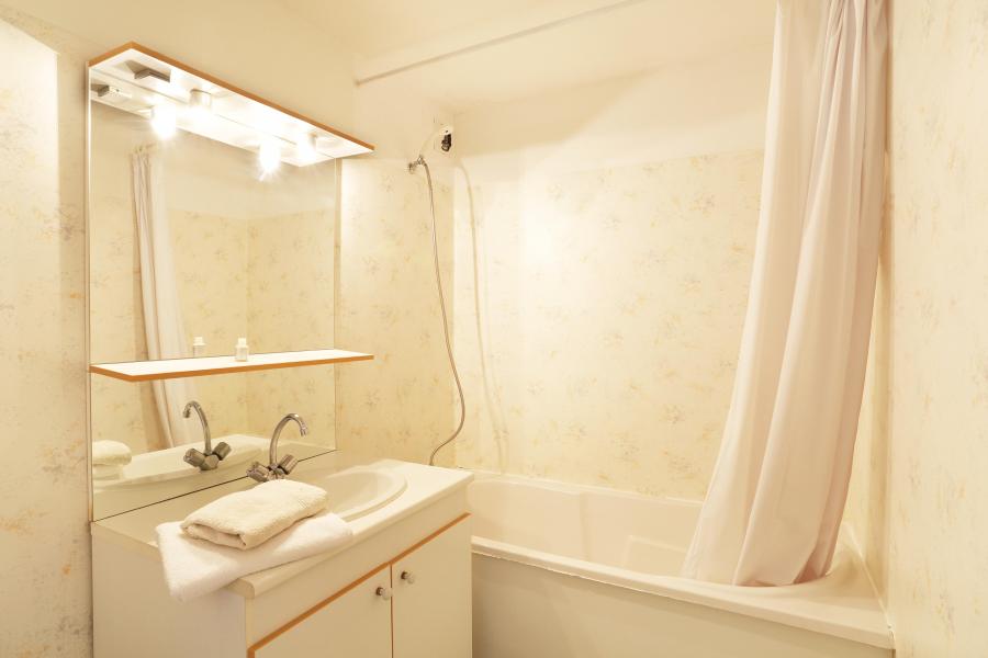 Holiday in mountain resort Résidence Royal Peyragudes - Peyragudes - Bathroom