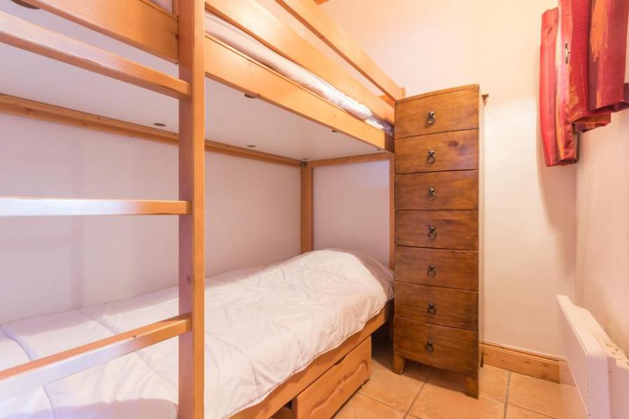 Holiday in mountain resort 4 room apartment 7 people (A25) - Résidence Saint Bernard - Les Arcs - Bedroom
