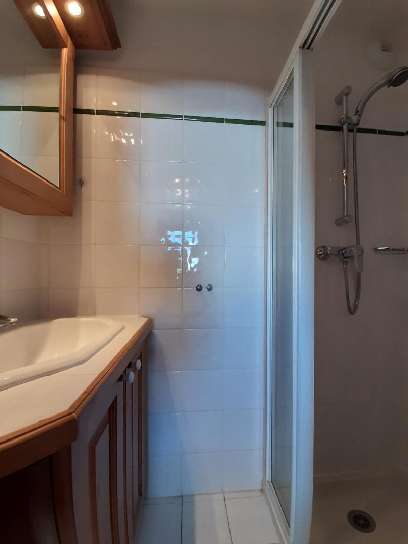 Vacances en montagne Appartement 3 pièces 6 personnes (C7) - Résidence Saint Bernard - Les Arcs - Salle de douche