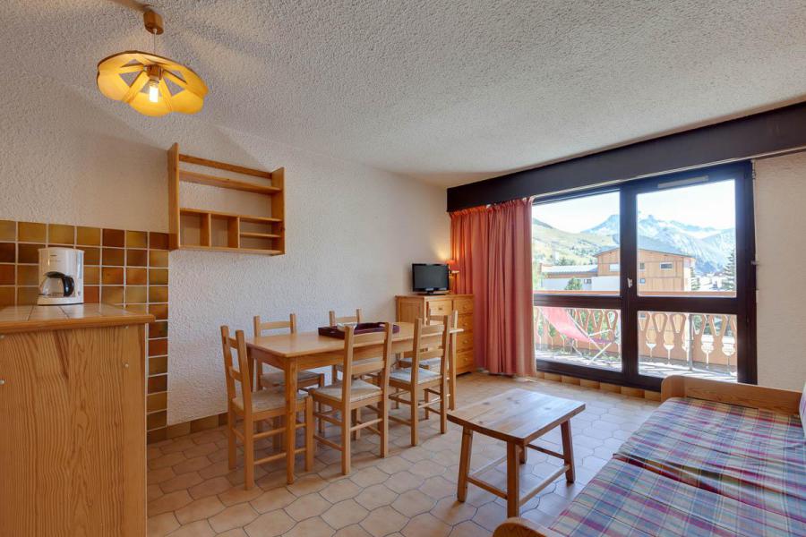 Holiday in mountain resort 2 room apartment sleeping corner 6 people - Résidence Saint Christophe - Les 2 Alpes - Dining area